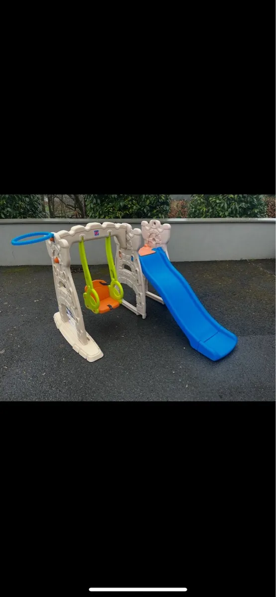 Kids swing and slide set - Image 1