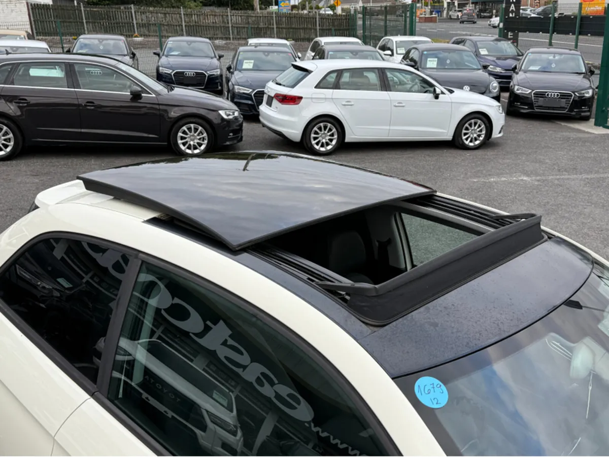 Audi A1 1.4 FULL GLASS PANORAMIC SUNROOF / PRIVACY - Image 2