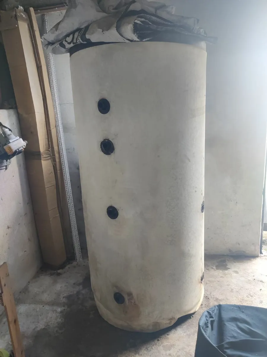 700 litre Buffer Tank - Image 1