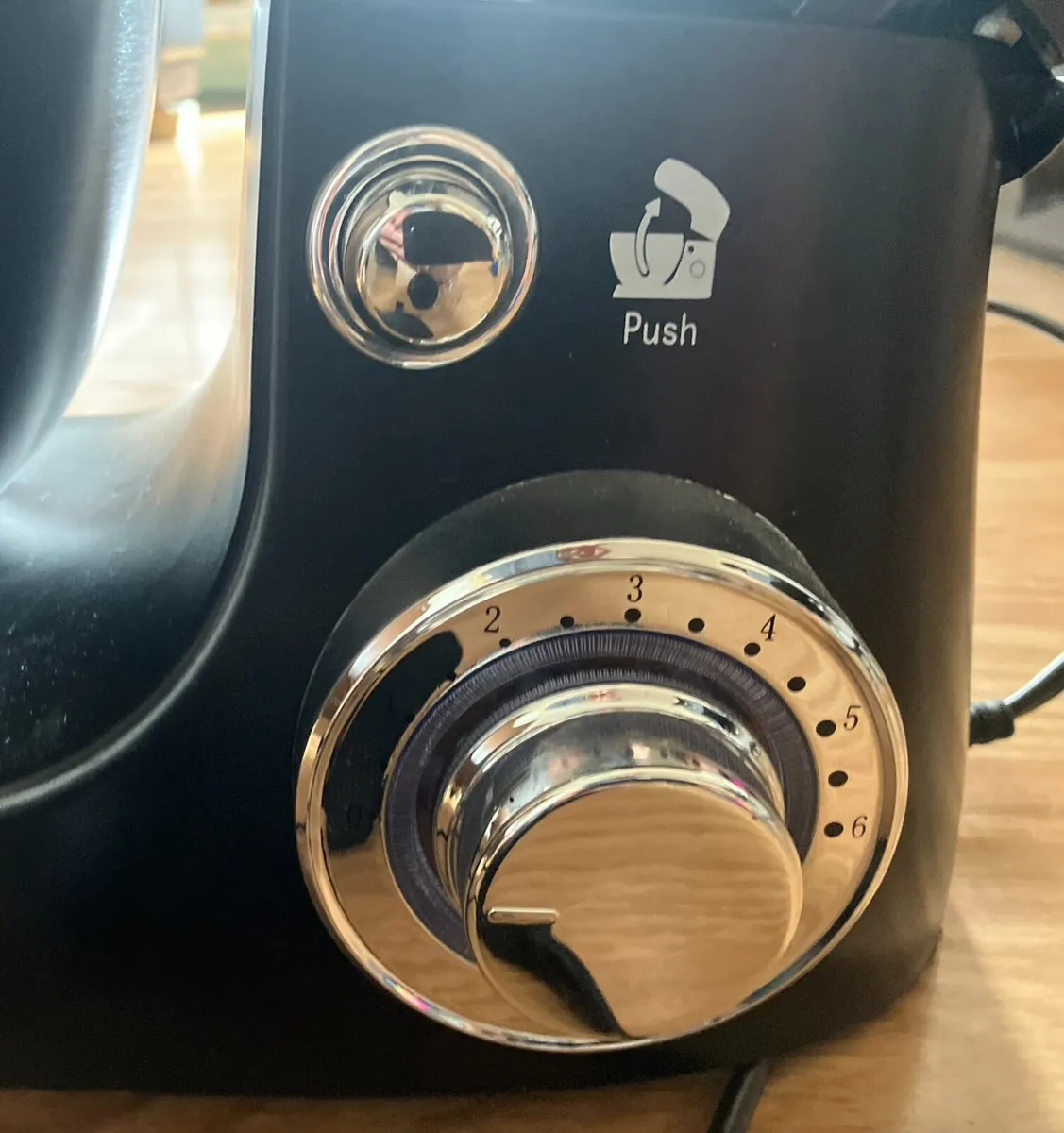 Venga 1000 W Stand Mixer - Image 3