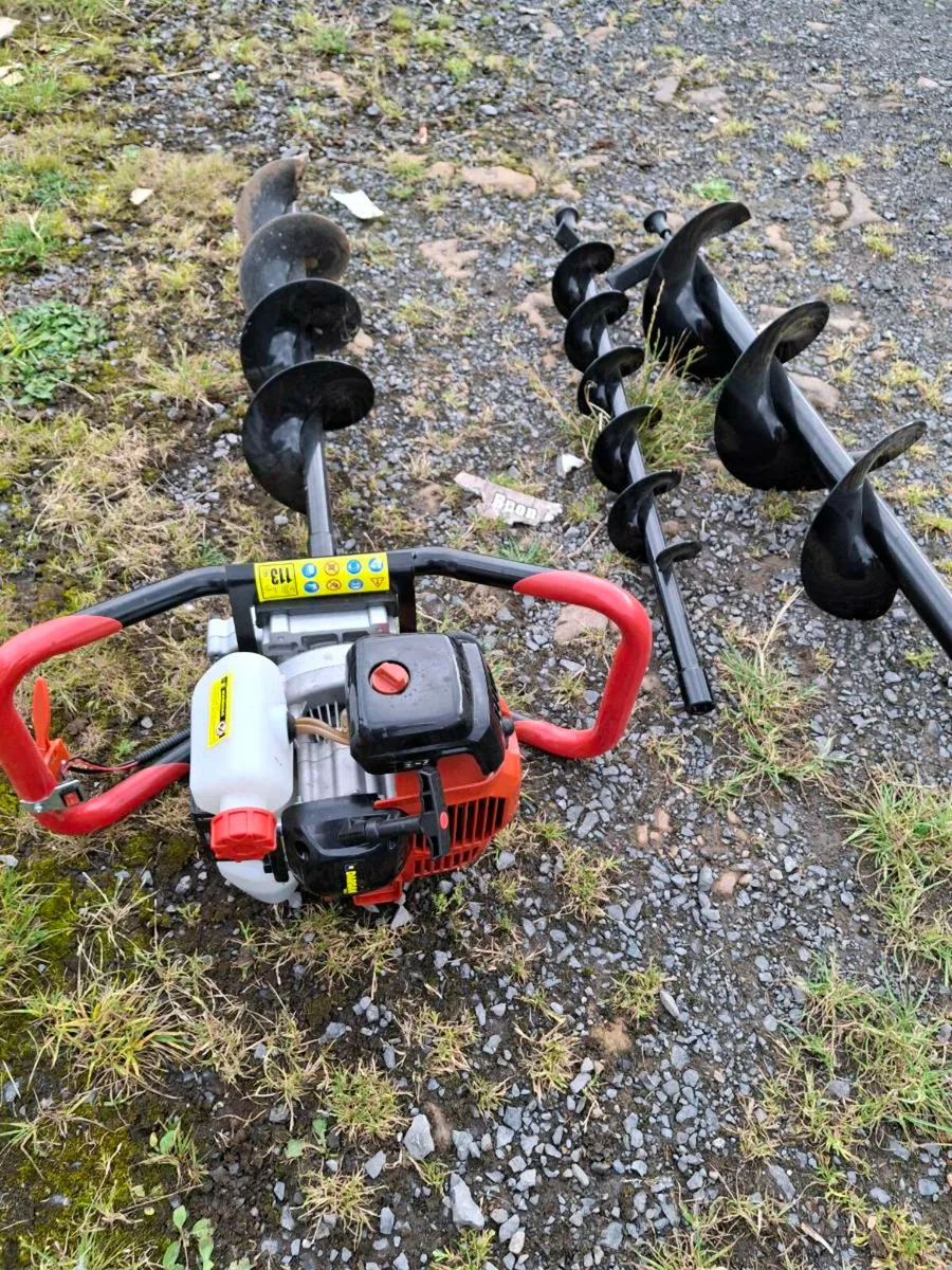 Petrol Auger - Image 1