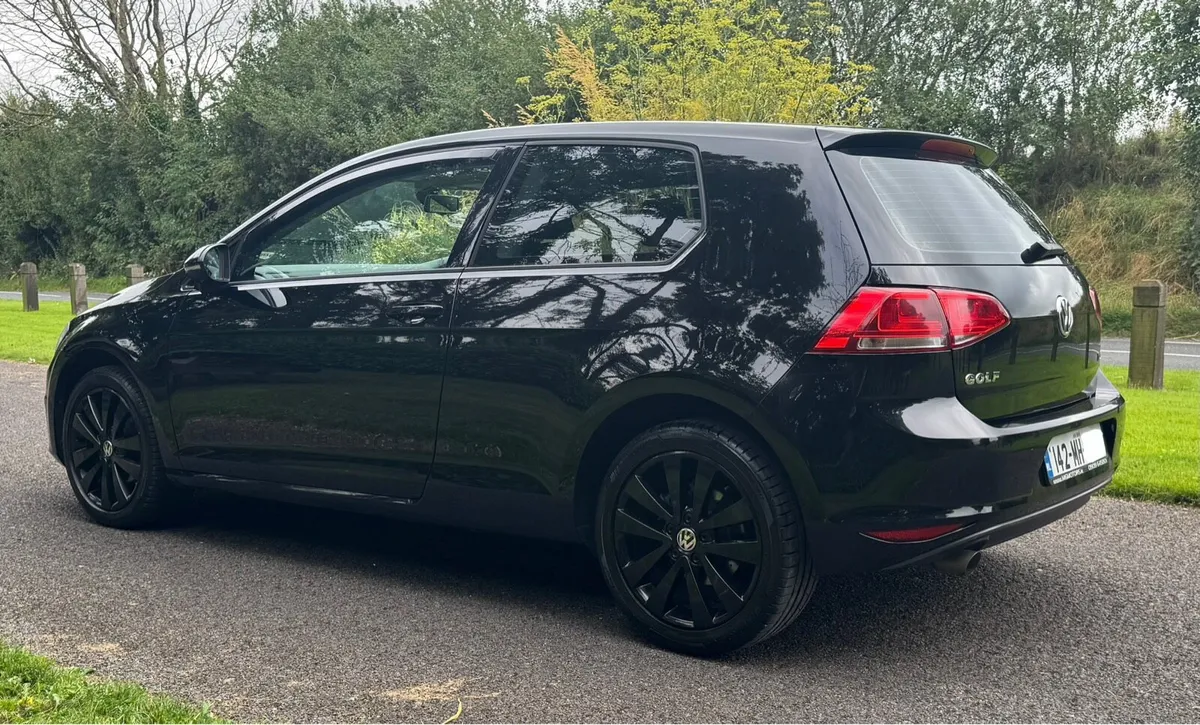 ⭐️Immaculate Volkswagen Mk7 Golf TDI ⭐️ONO⭐️ - Image 4