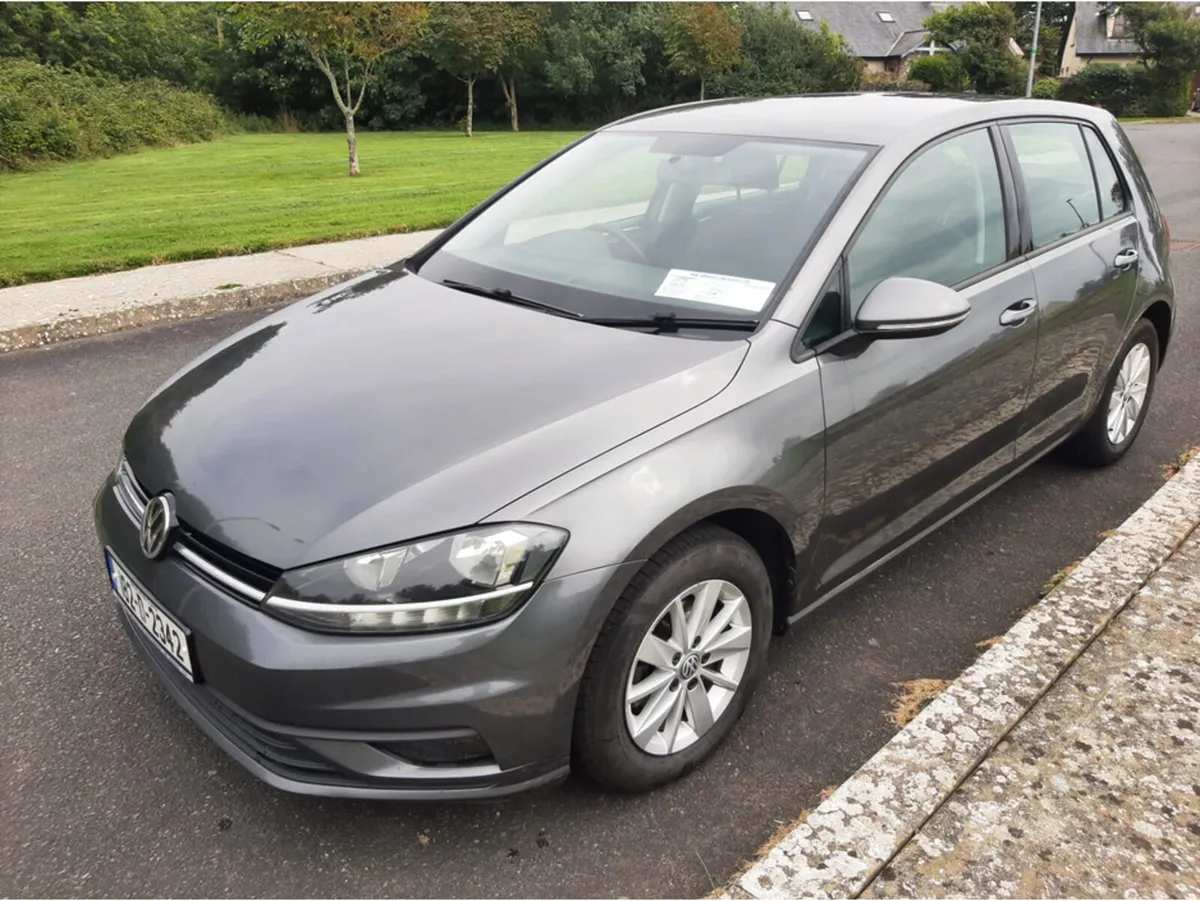 Volkswagen Golf TRENDLINE 1.6 TDI MANUAL 5SPEED 90 - Image 2