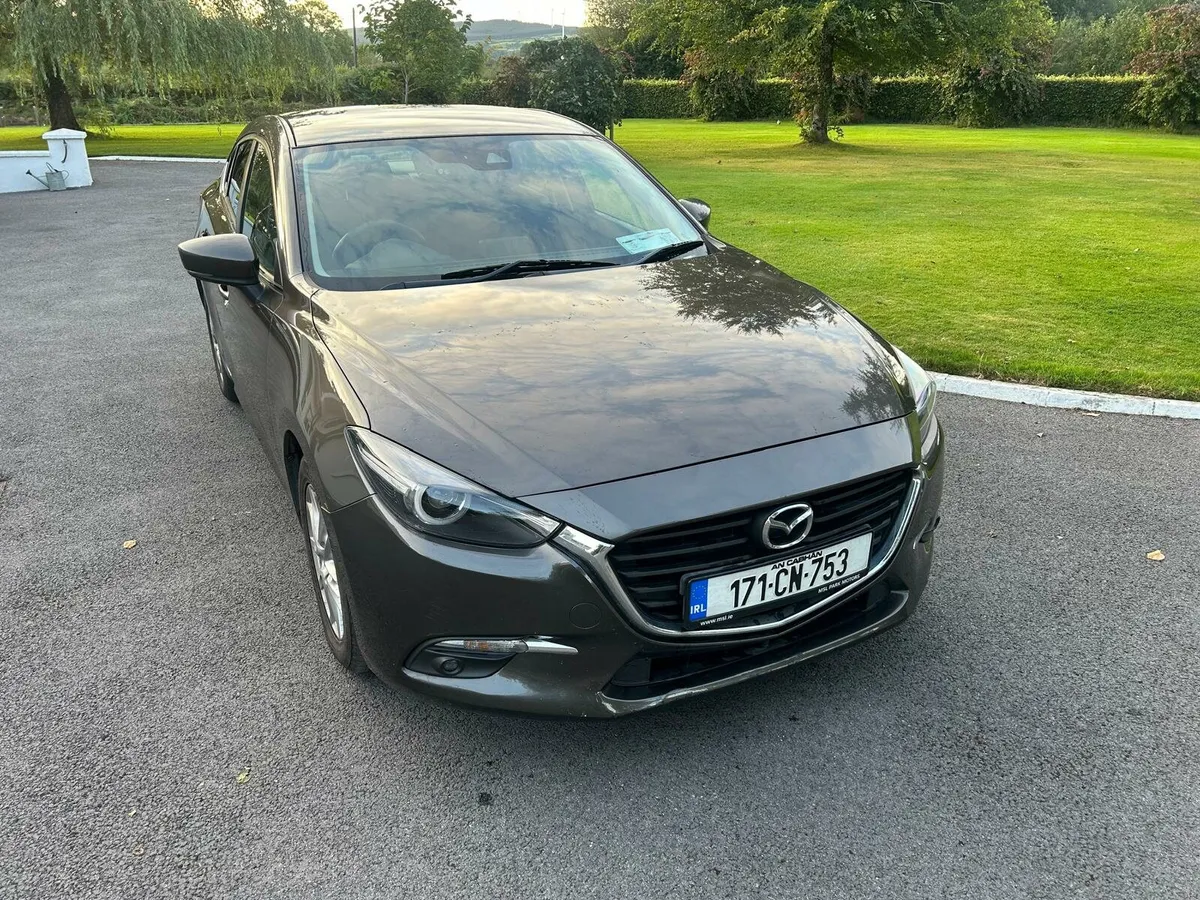 Mazda 3 - Image 1
