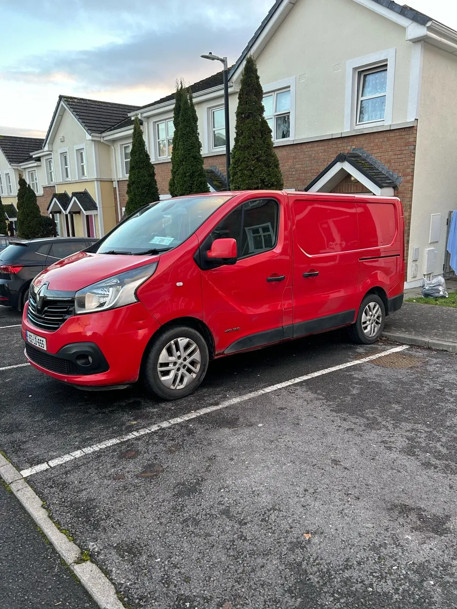 Renault Trafic 2015 1.6 - Image 2