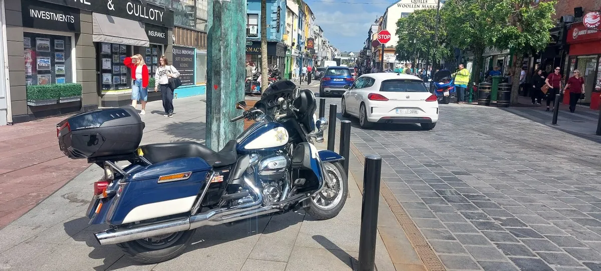 HARLEY DAVIDSON Police Electra Glide. 2017 - Image 4