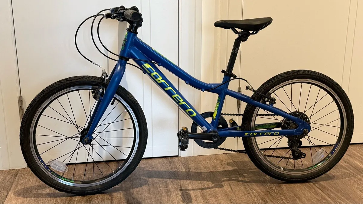 Carrera Cosmos 20” Kids Bike - Image 1