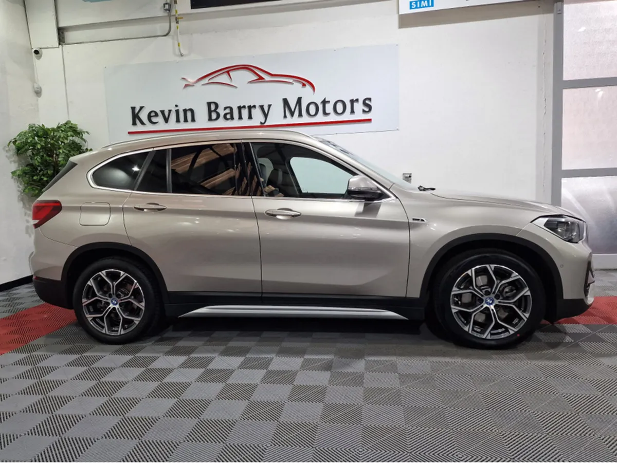 BMW X1 25E X-LINE (PLUG IN HYBRID) XDRIVE AUTOMATI - Image 4