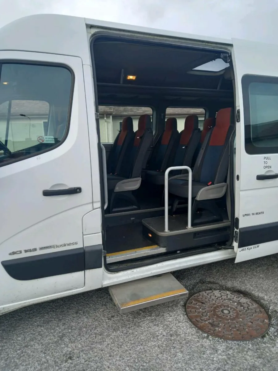 Bus - Image 2