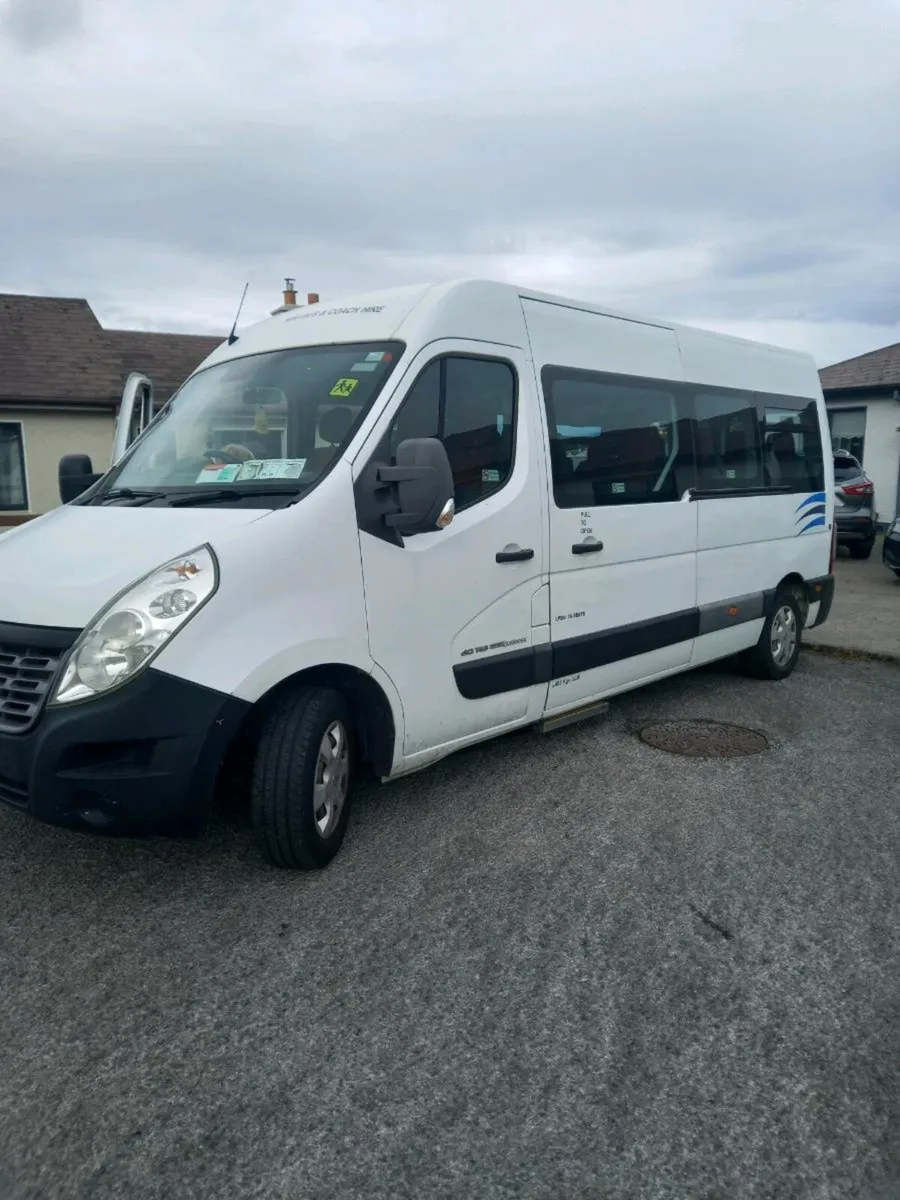 2016 Renault Master Bus - Image 1