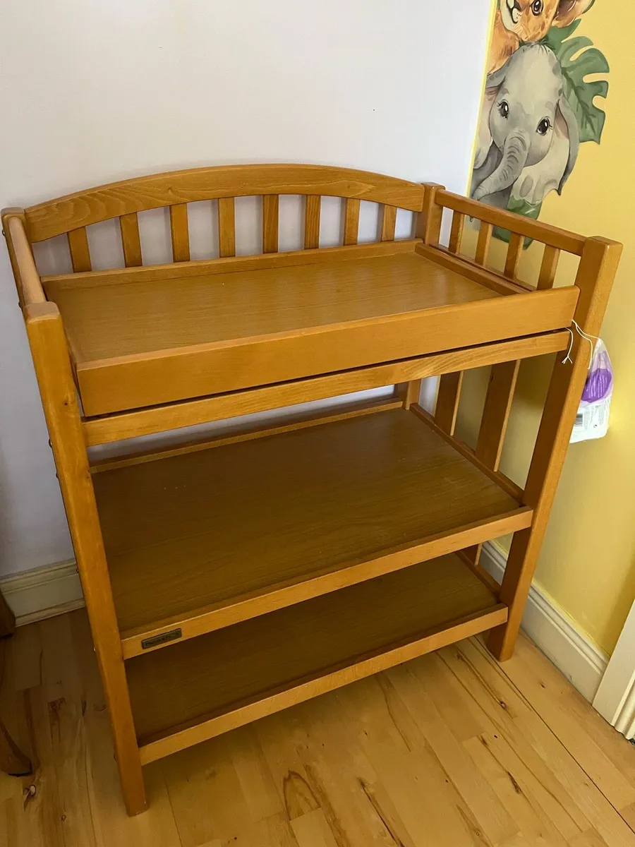 Baby changing unit - Image 1