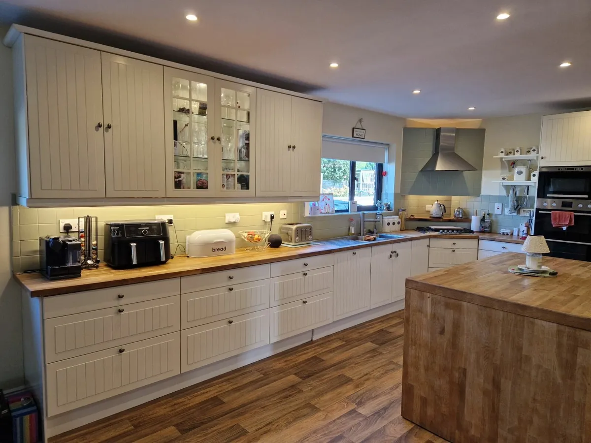 Kitchen - Image 1