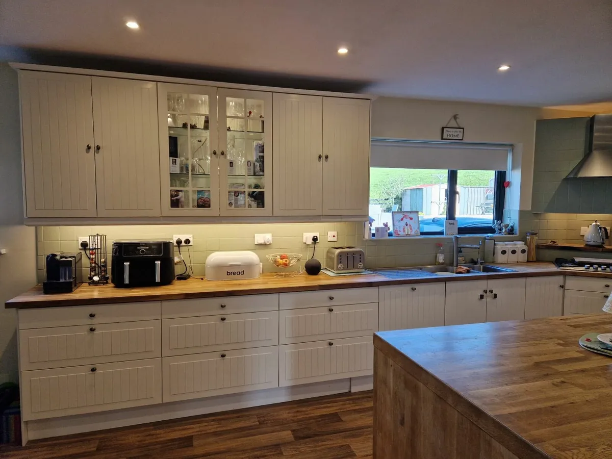Kitchen - Image 3