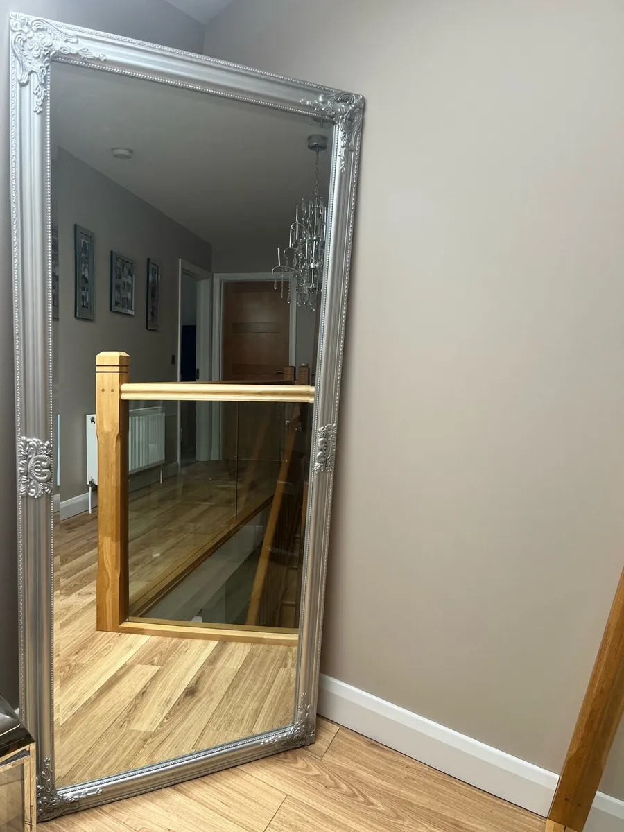 Silver mirror - Image 1