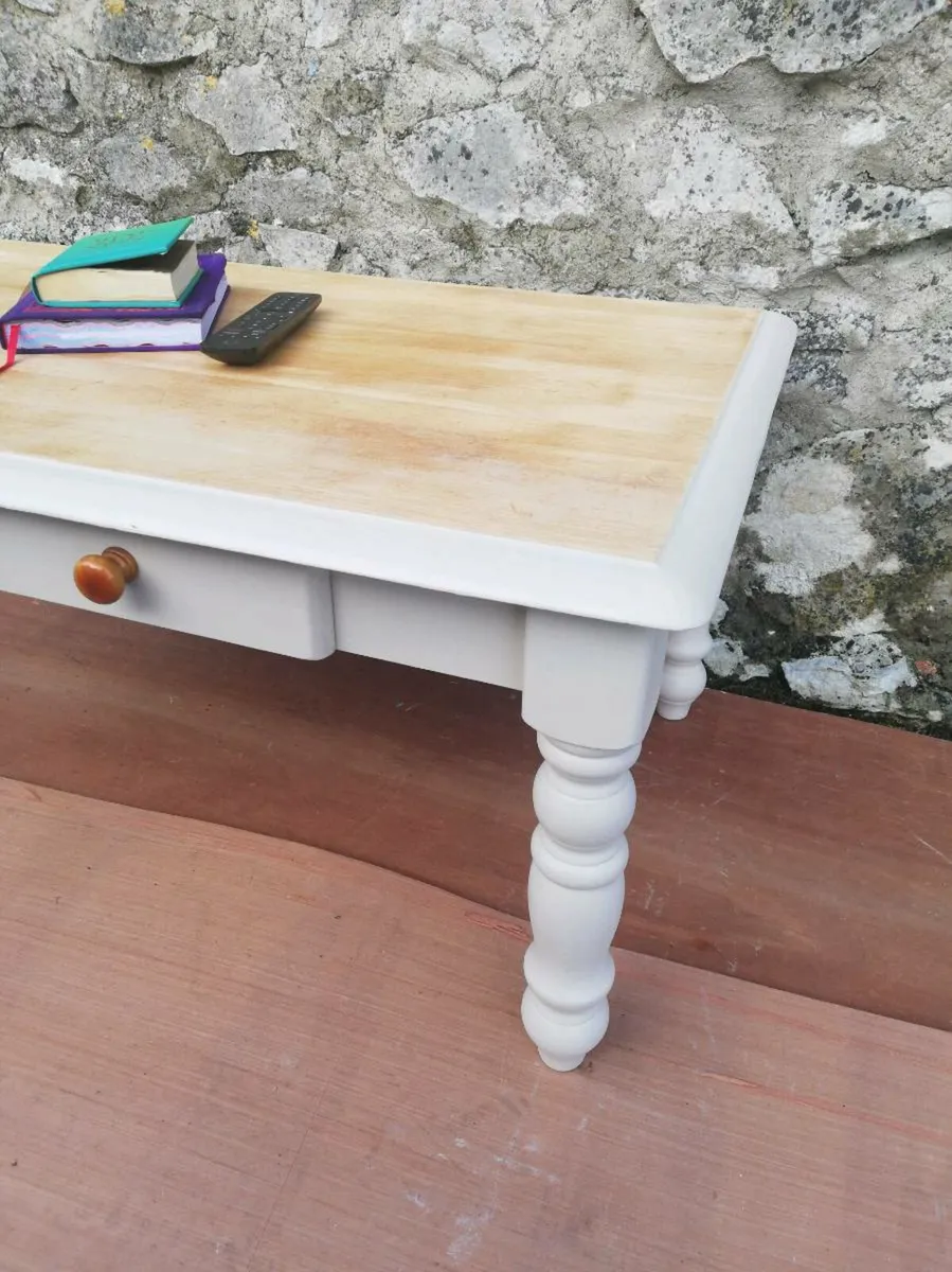 Newly restyled solid wood coffee table in cream - Image 3