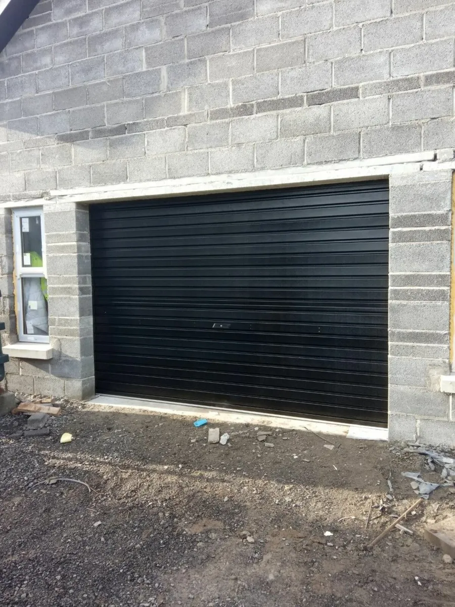 roller  shutters  and  garage  doors - Image 4