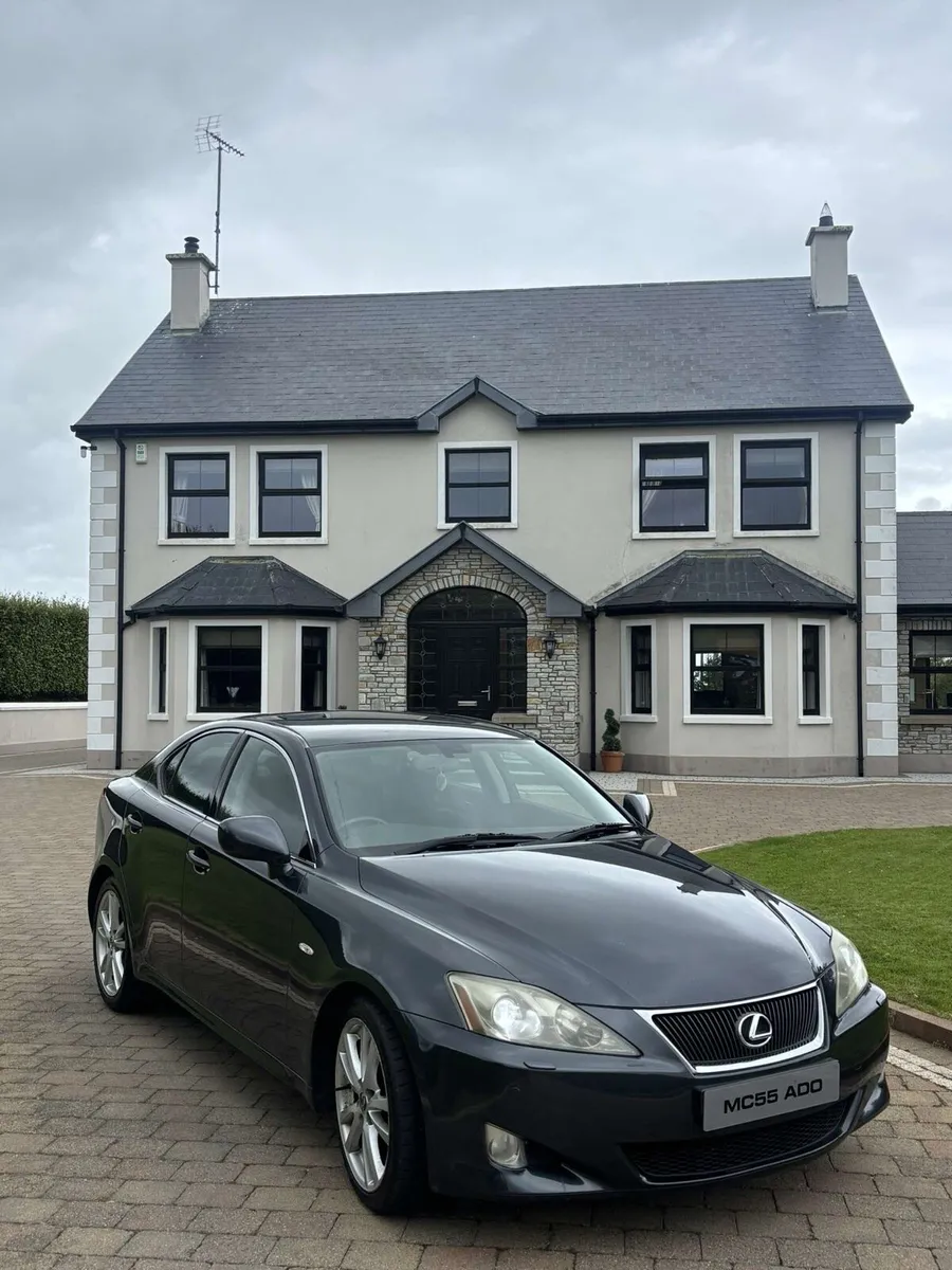 Lexus IS250 sport - Image 1