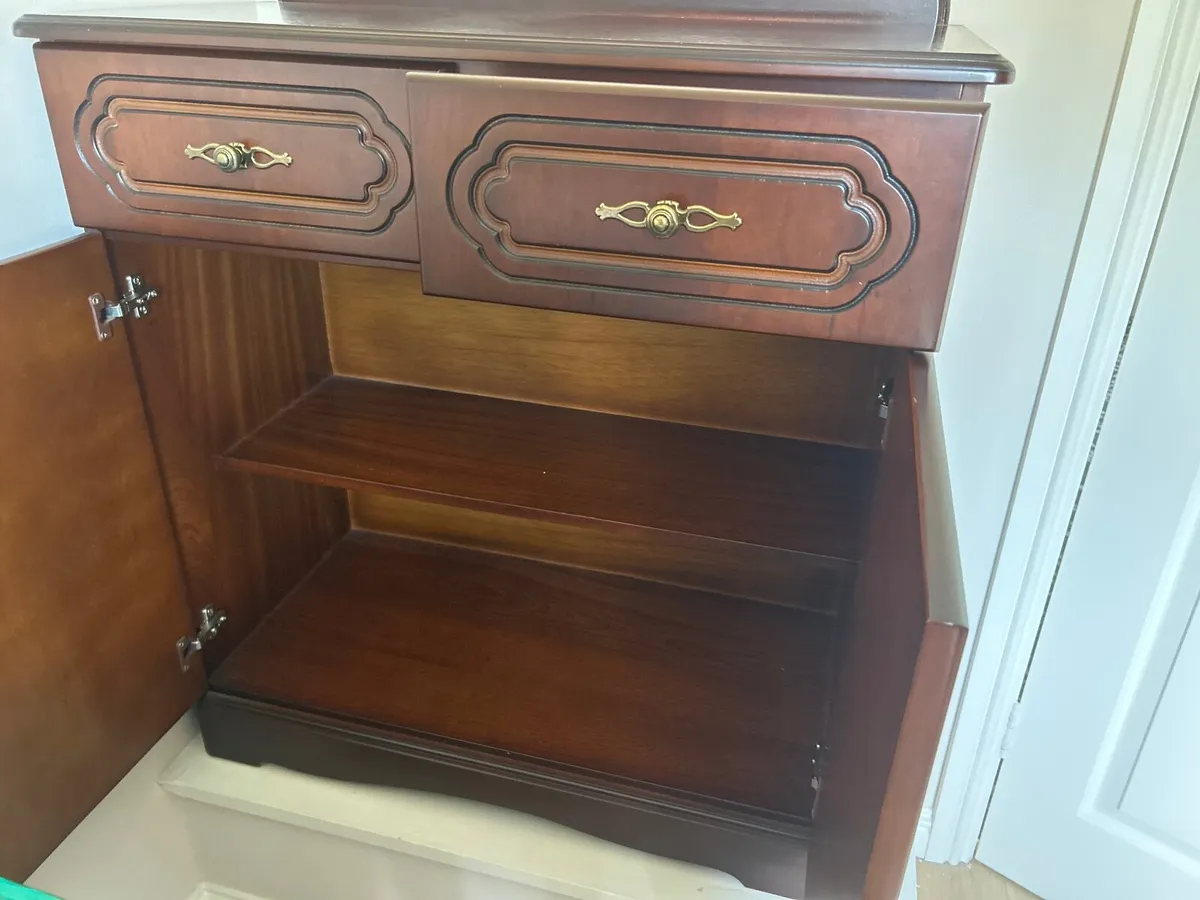 Sideboard - Image 2