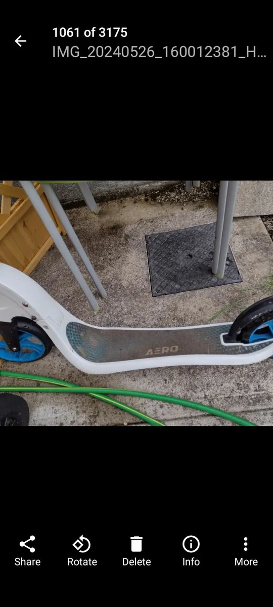 Aero C5 large wheel scooter - Image 3