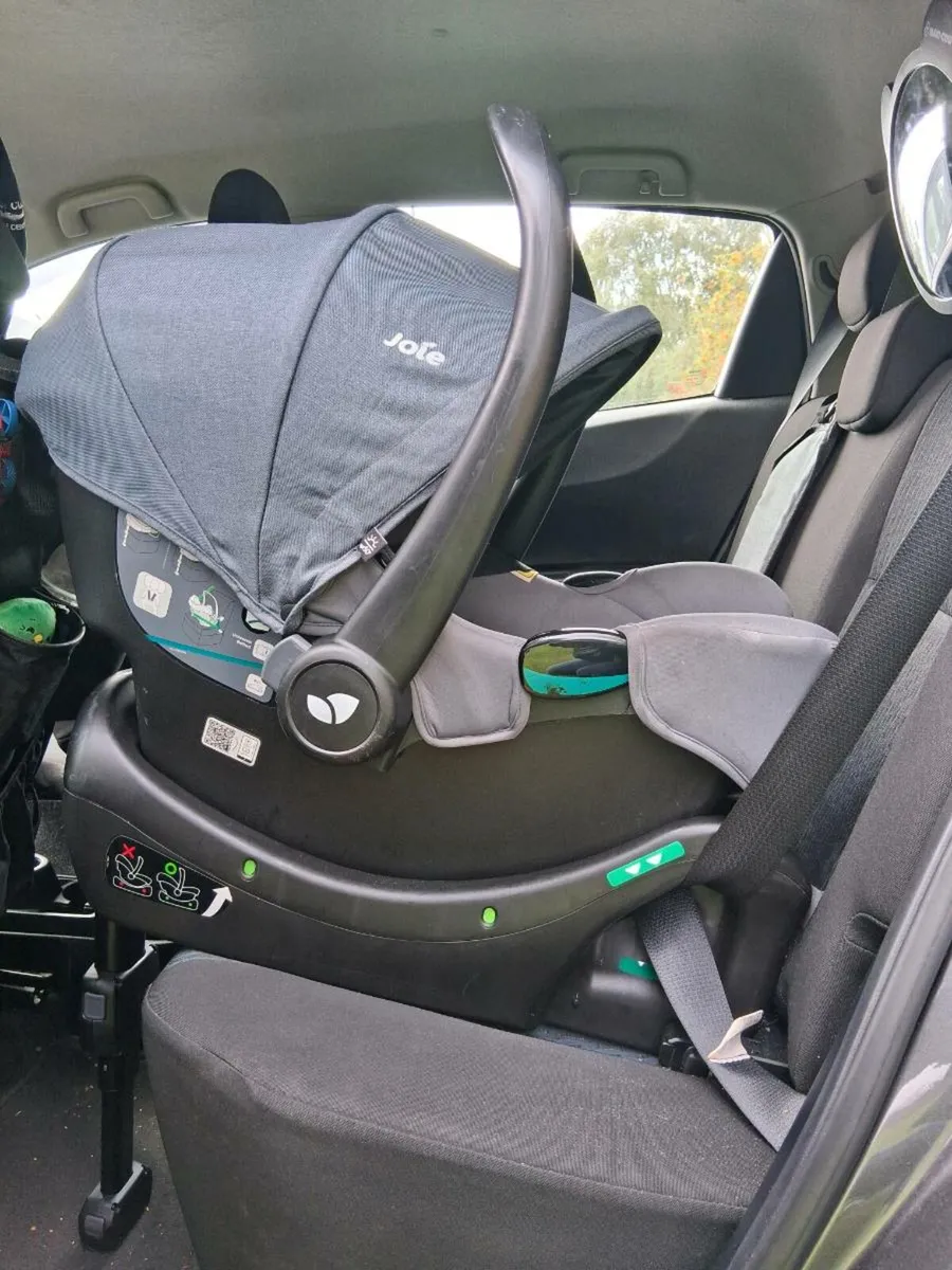 Joie Car Seat with Isofix - Image 1