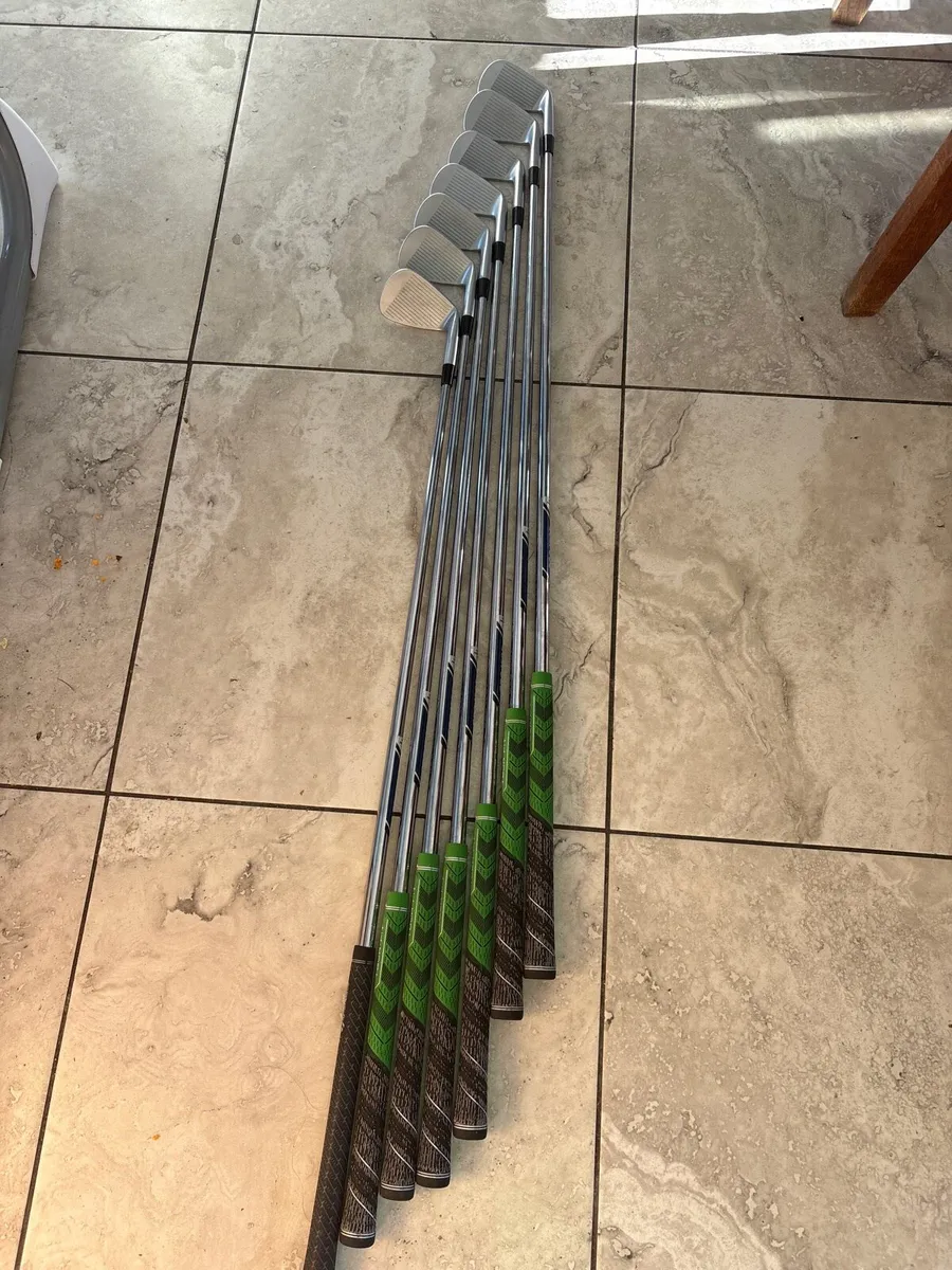 Left hand taylormade P7mb - Image 4