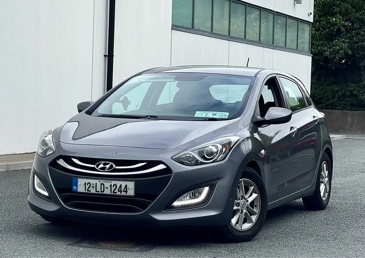 2012 Hyundai i30 1.6 CRDI Active - Image 1