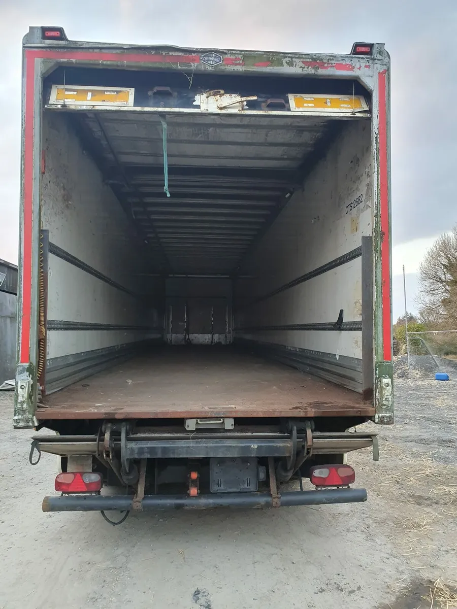 Box trailers - Image 1