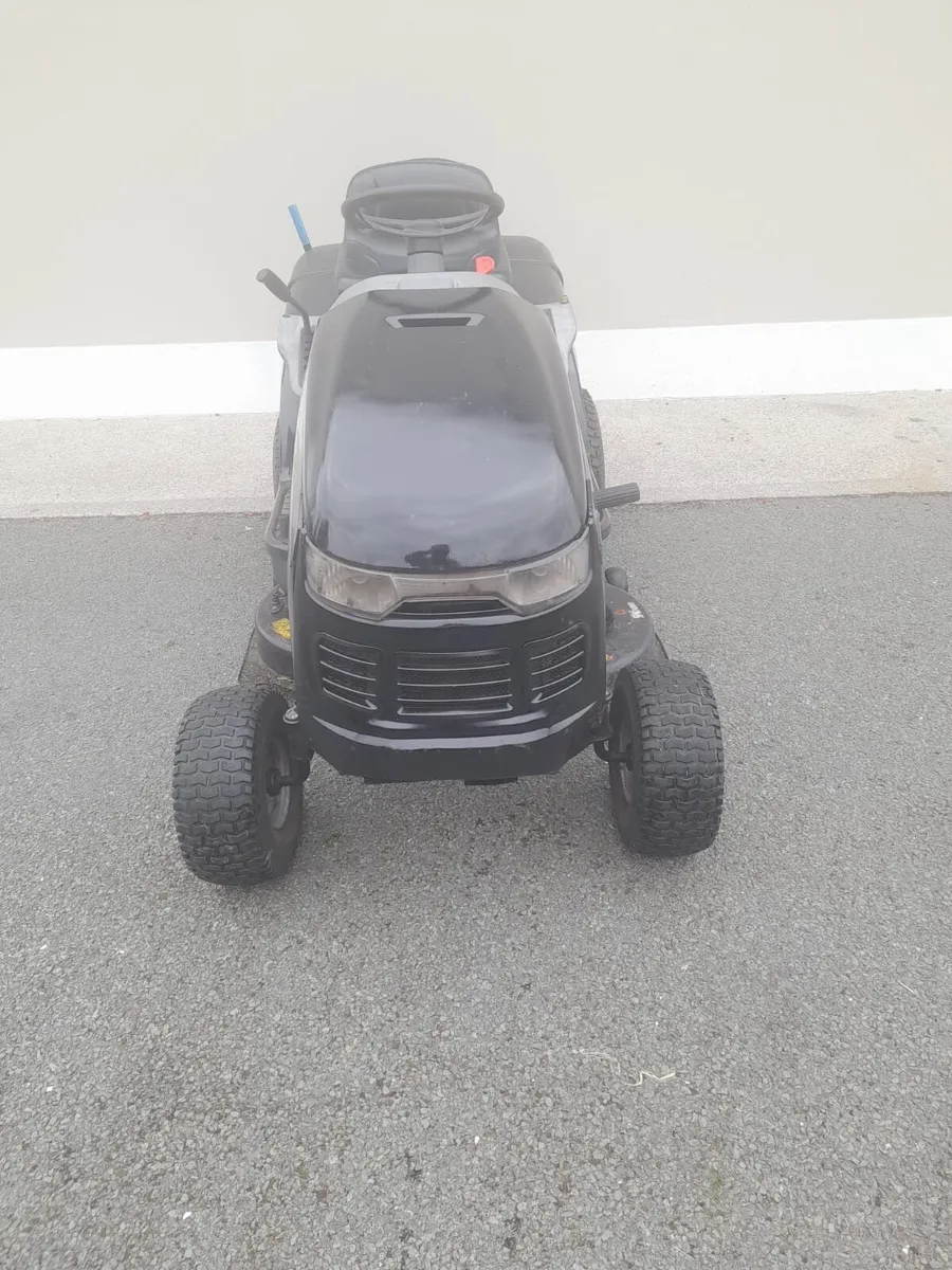 Murray Ride On Lawnmower - Image 1