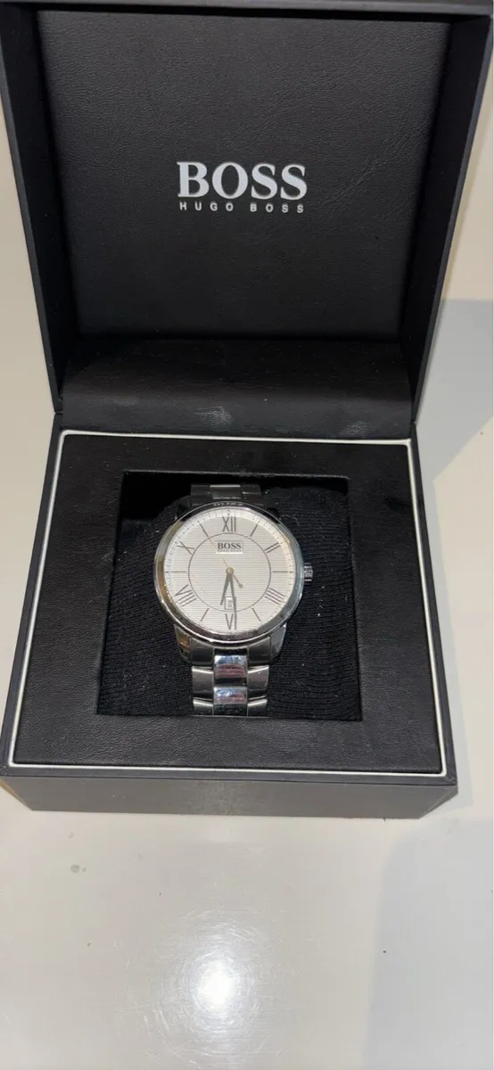 Hugo Boss Men Watch (basically new) - Image 1