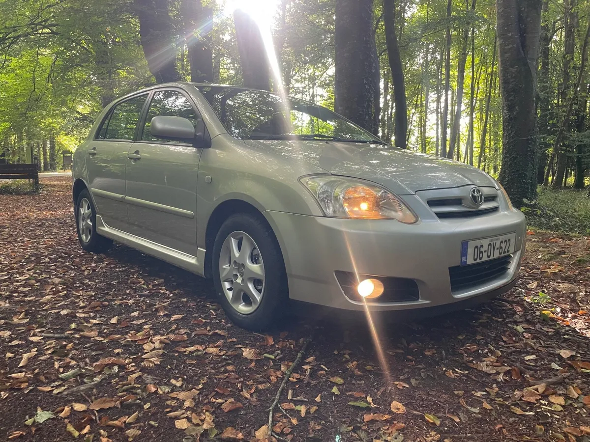 Corolla Luna 5 Door NCT & Low Km - Image 1