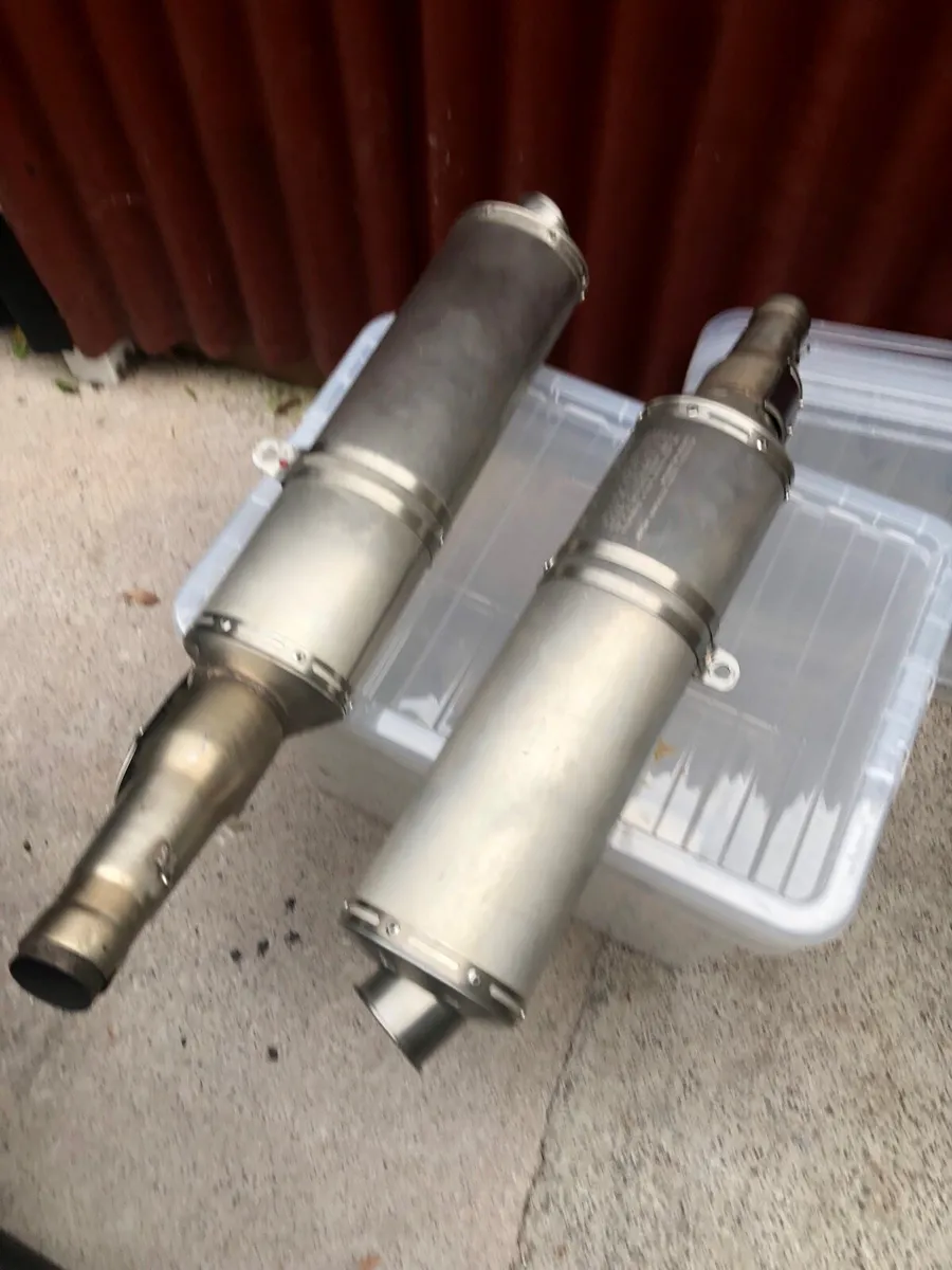 Aprilia tuono factory exhaust (pair) - Image 4