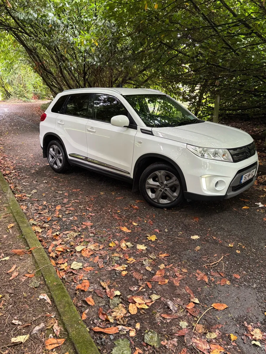 Suzuki vitara. Brand new NCT. Tax 10/25 - Image 2