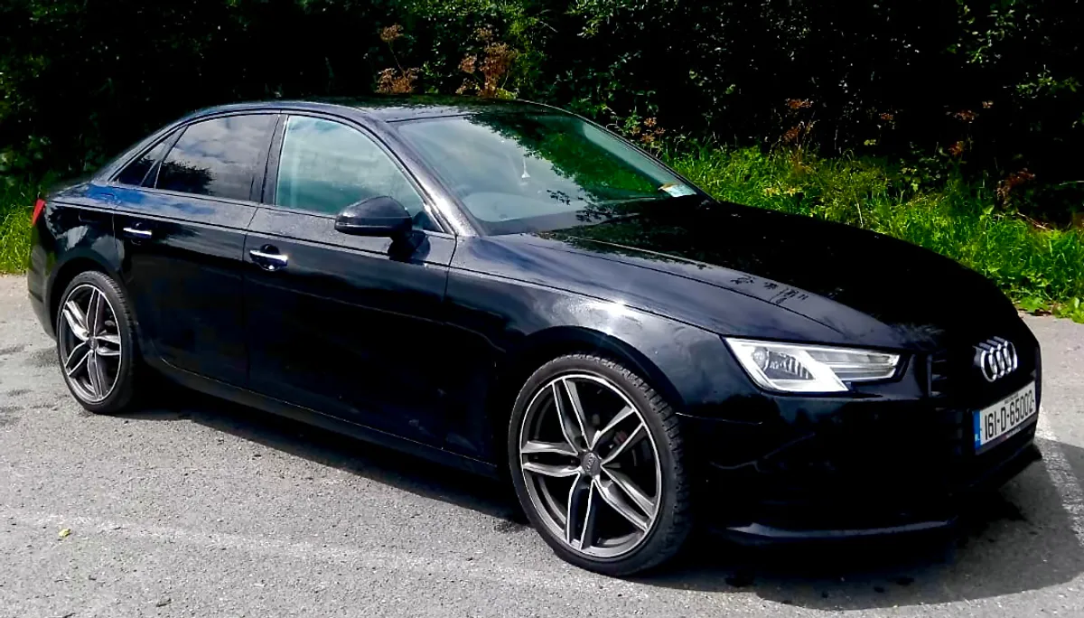 2016 AUDI A4 2.0 TDI Auto - Image 1
