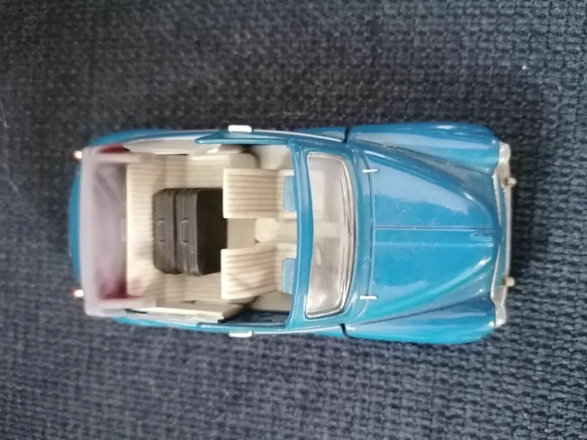 956 MORRIS MINOR 1000 1:26 scale SAICO BLUE - Image 3