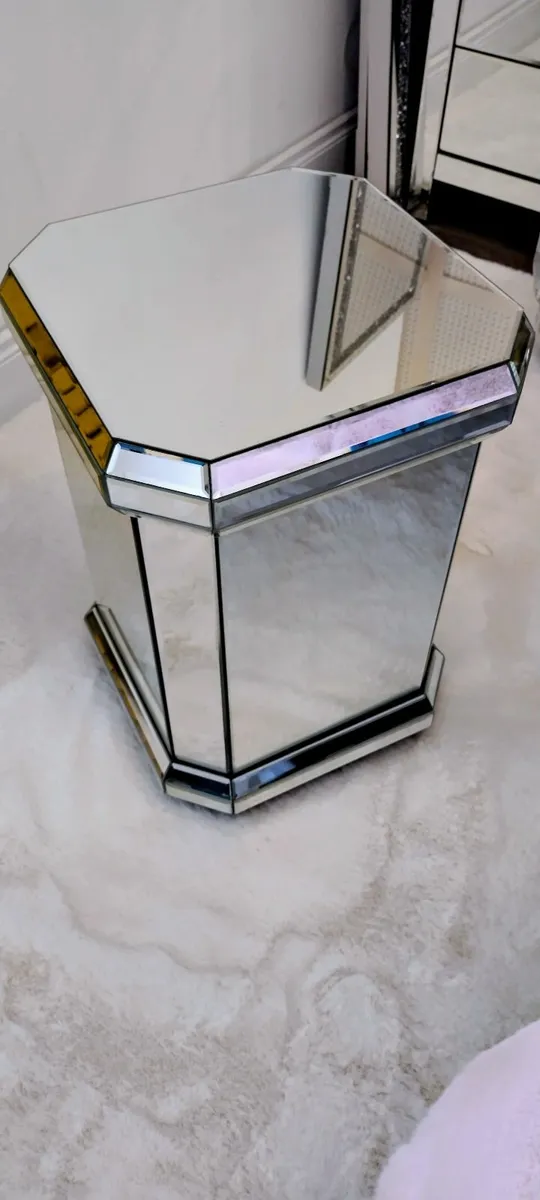 Mirror plinth /pedestal. - Image 4