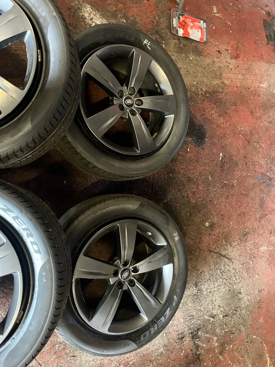 Land Rover alloys - Image 2