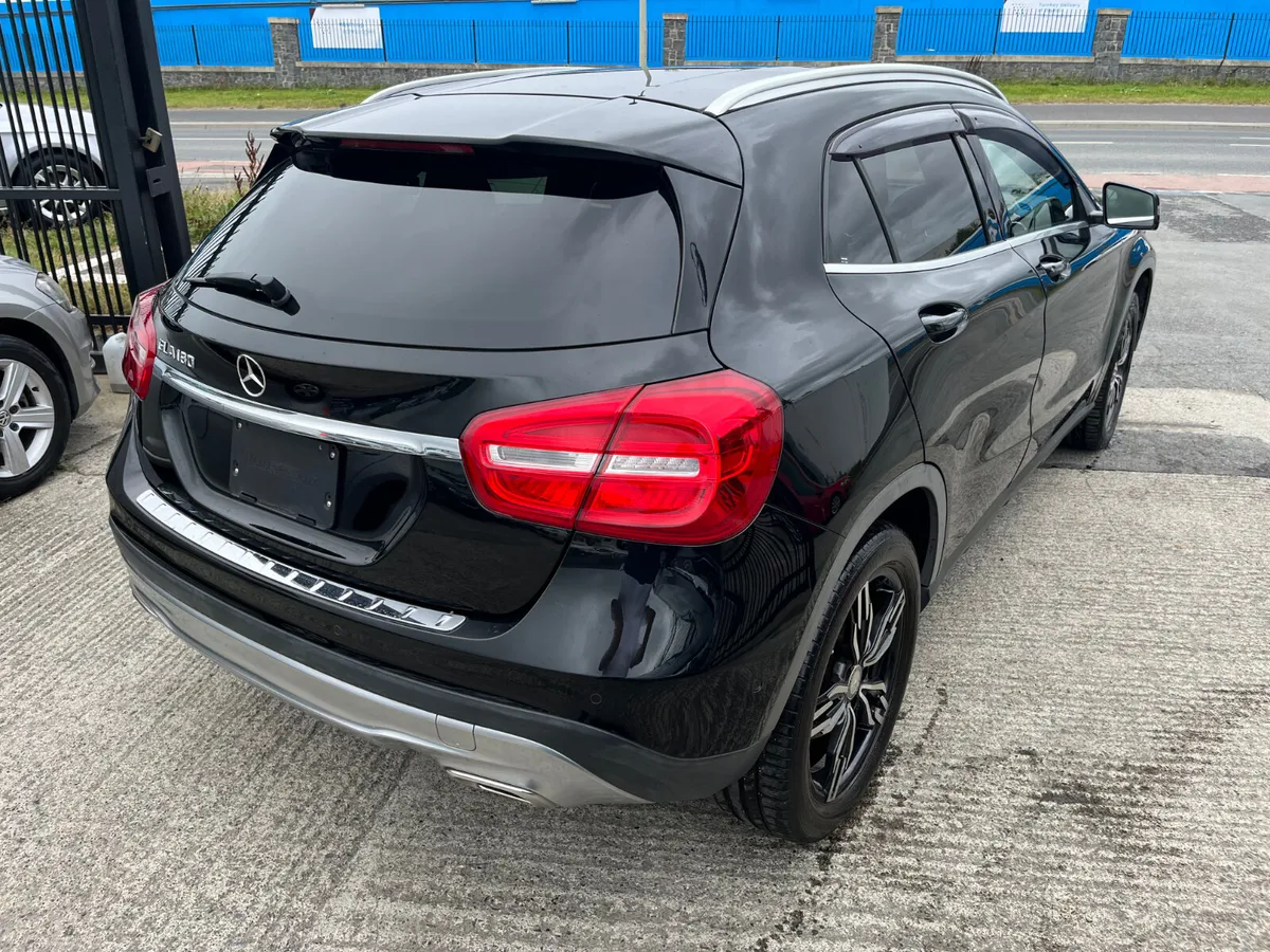 MERCEDES GLA 180, 1.6 AUTO LOW KMS - Image 3