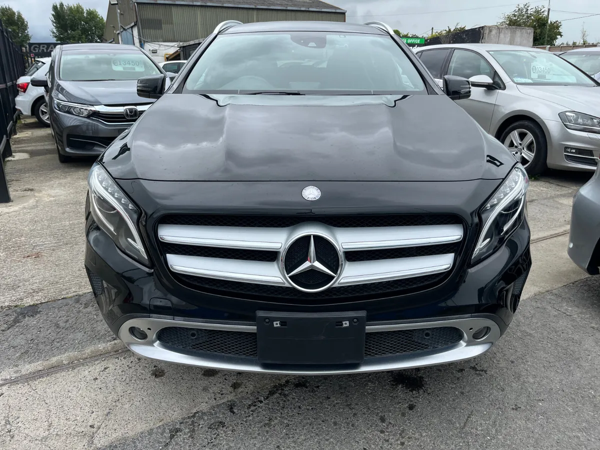 MERCEDES GLA 180, 1.6 AUTO LOW KMS - Image 2
