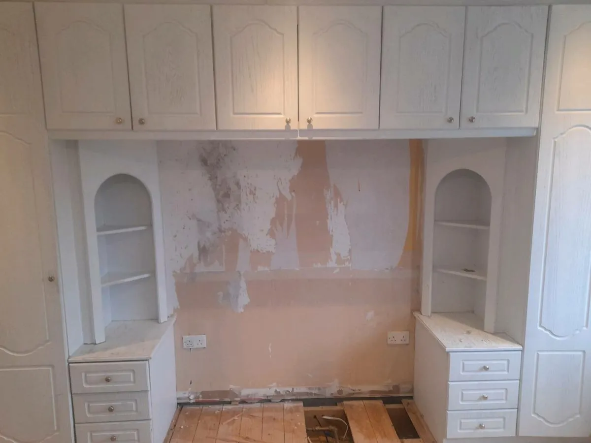 Wardrobe - Image 2