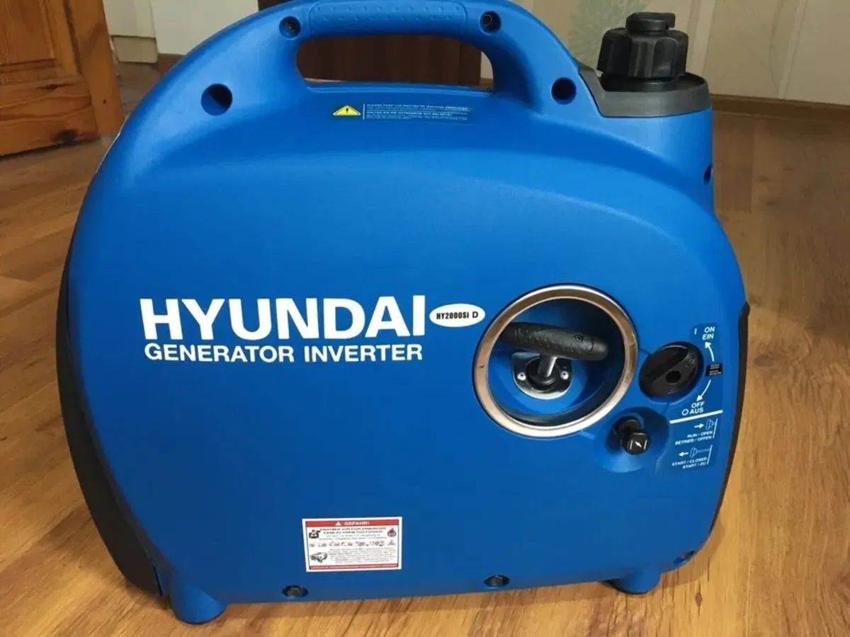 Hyundai HY2000Si Inverter Generator Like New Box - Image 1
