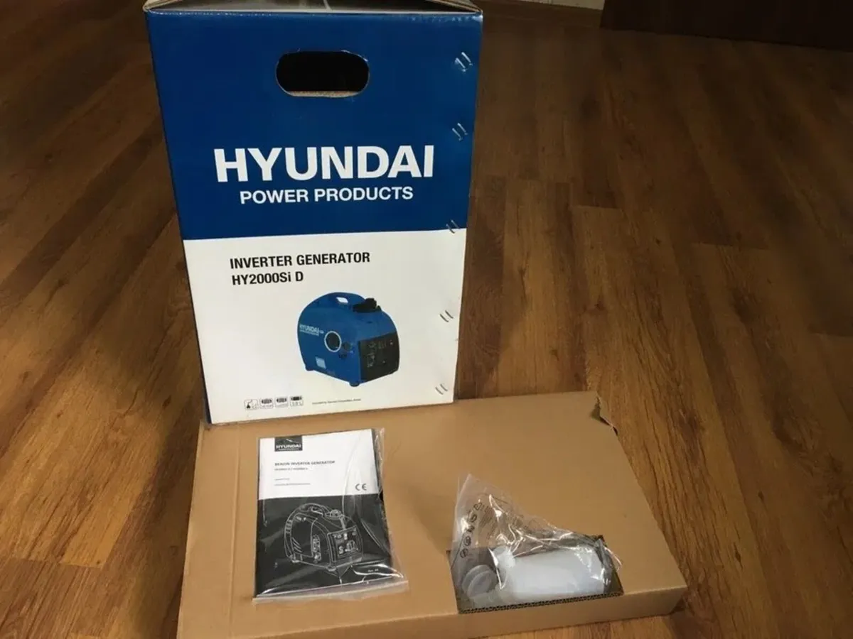 Hyundai HY2000Si Inverter Generator Like New Box - Image 3