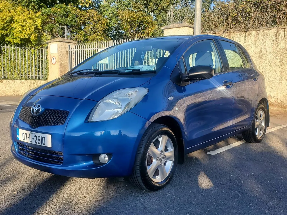 Toyota Yaris 2007 - Image 1