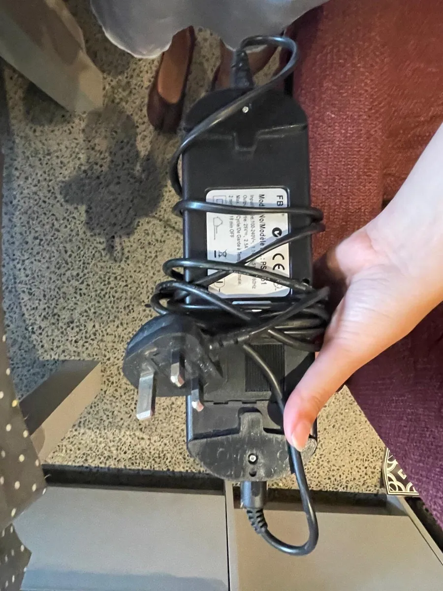 Electric riser recliner mobility chair - Image 4