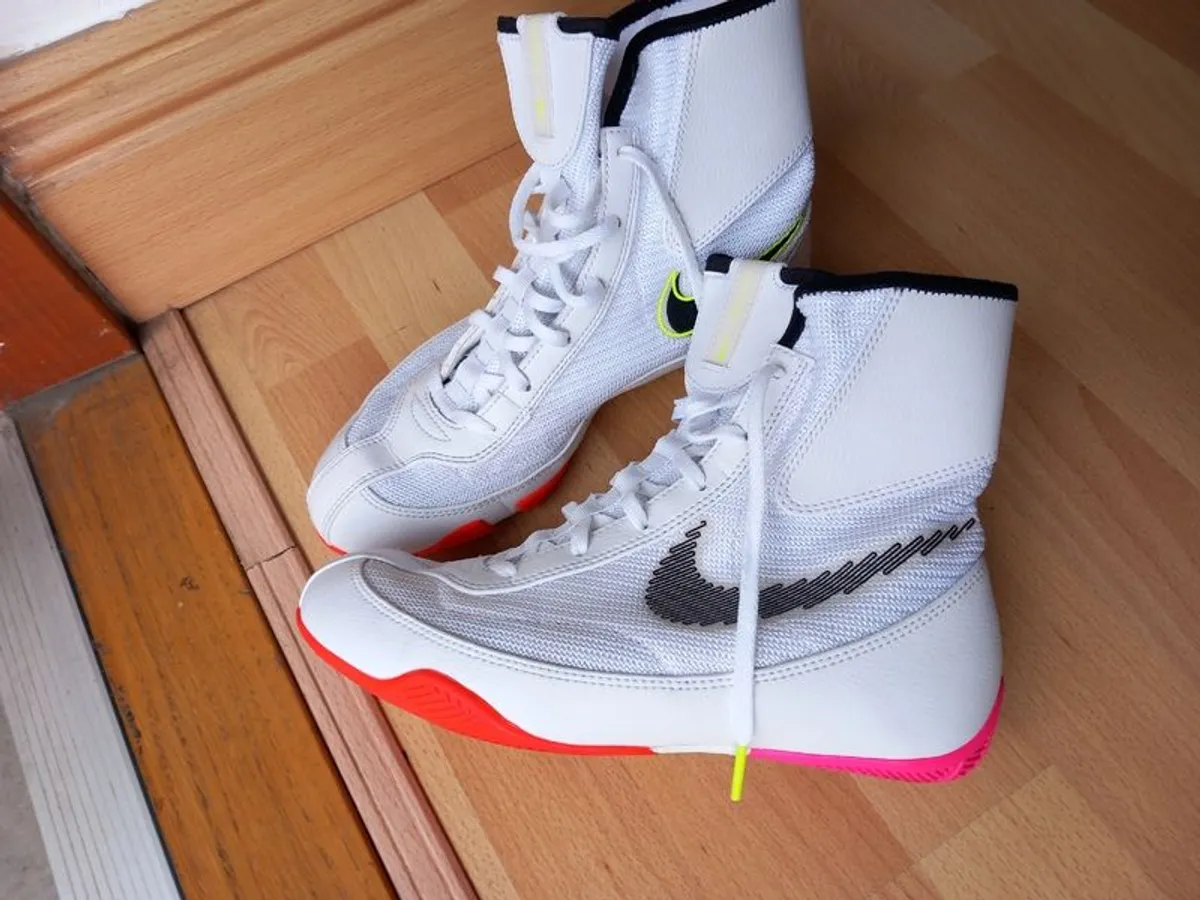 Nike boxing boots - Image 1