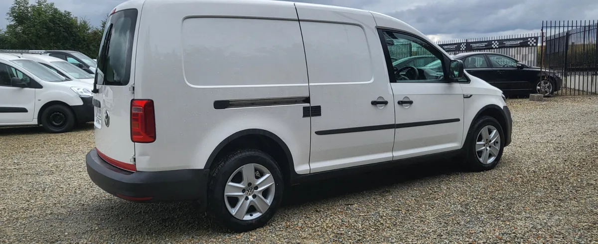 Stunning LWB Volkswagen Caddy 2019 - Image 4