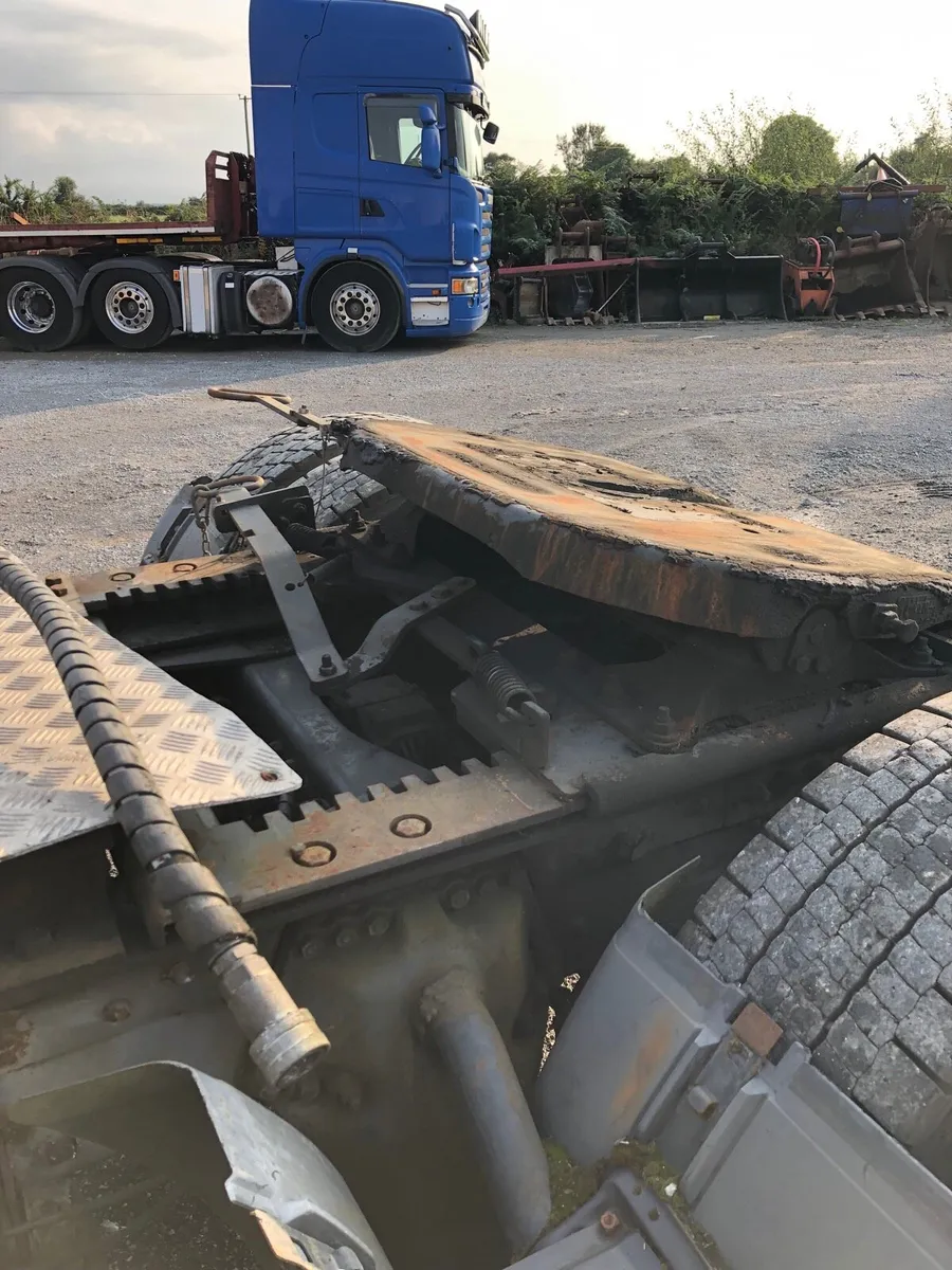 Scania 164 for breaking - Image 4