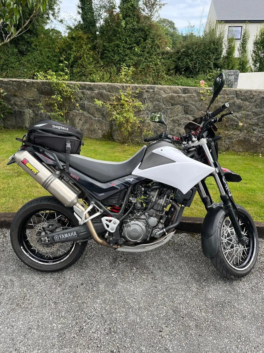 YAMAHA Xt660X Supermoto - Image 4