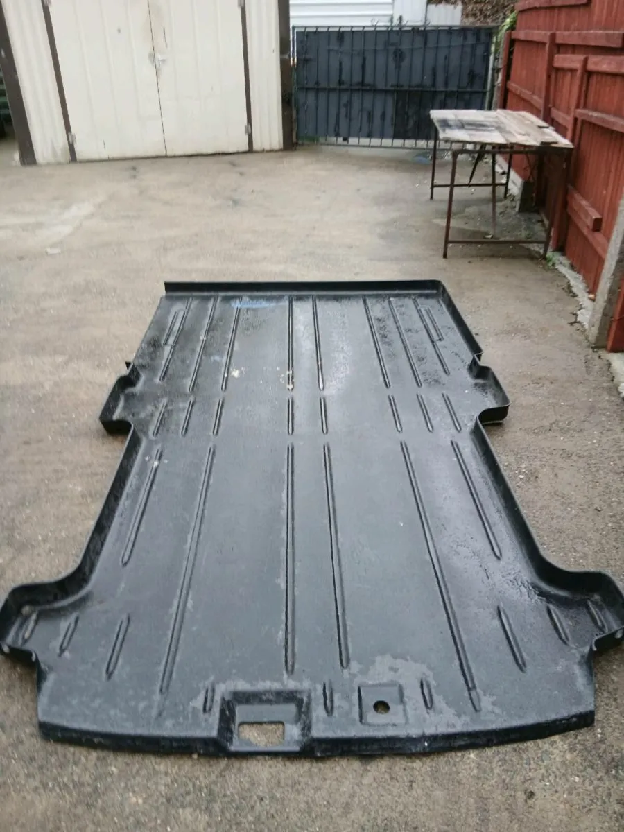 Ford transit custom boot liner - Image 1