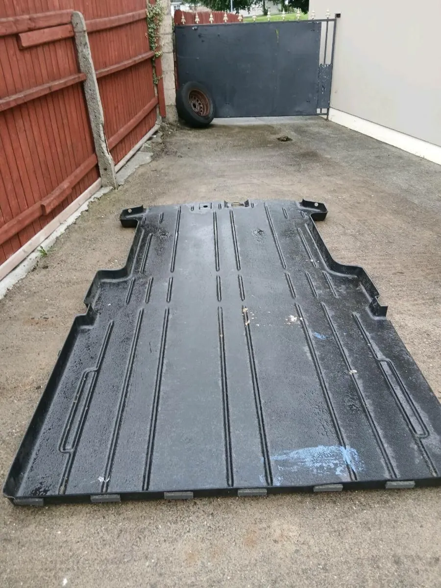 Ford transit custom boot liner - Image 3