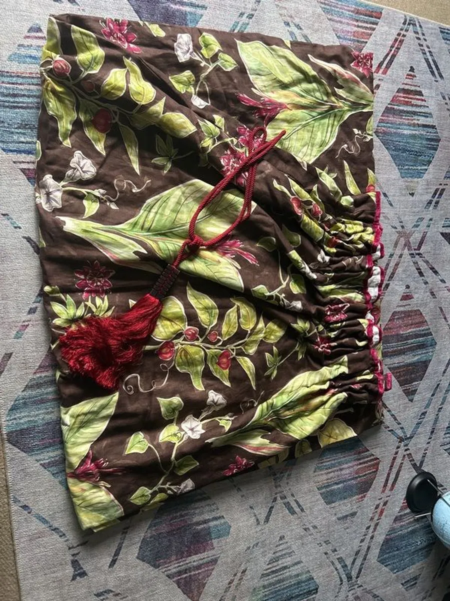 curtains - Image 2